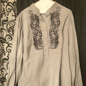 Plus Sized Black & White Blouse